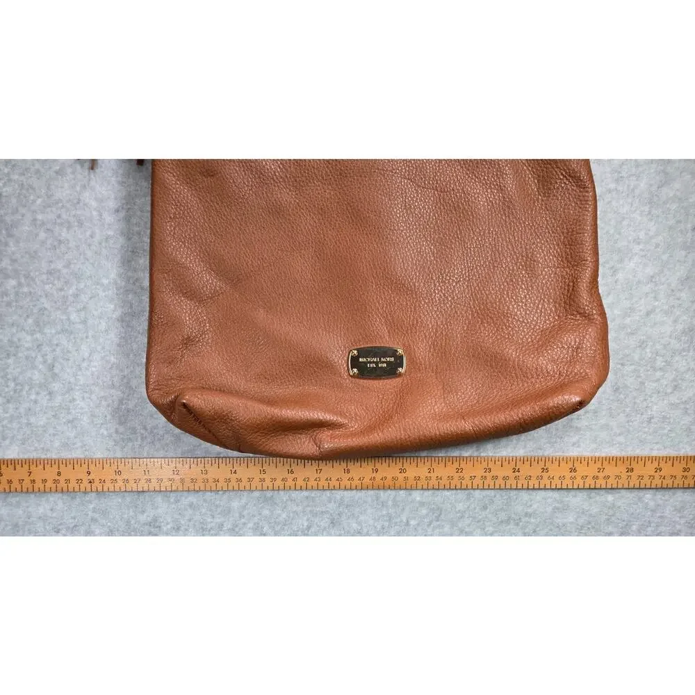 Michael Kors Bedford Large Convertible Hobo Crossbody Bag Luggage Brown Leather